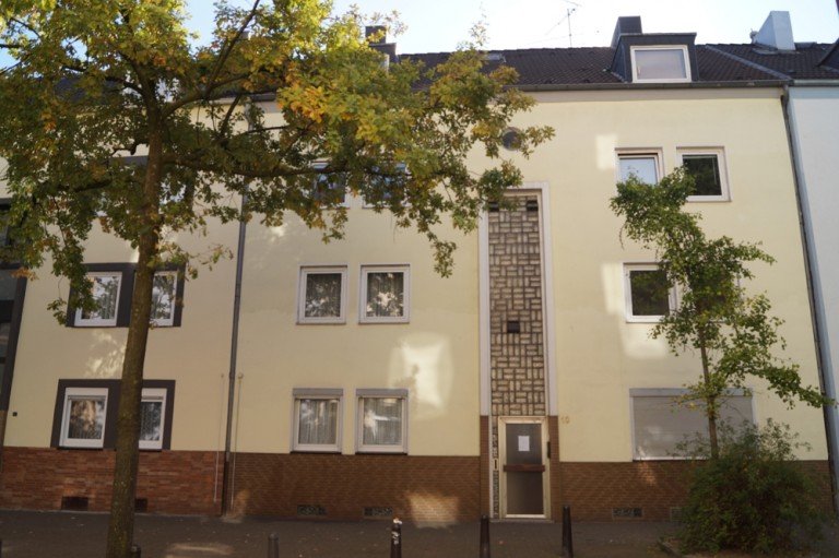 Hausansicht Duisburg Etagenwohnung Duisburg: Zentrale und gem�tliche 2-Zimmer-Wohnung zu vermieten!