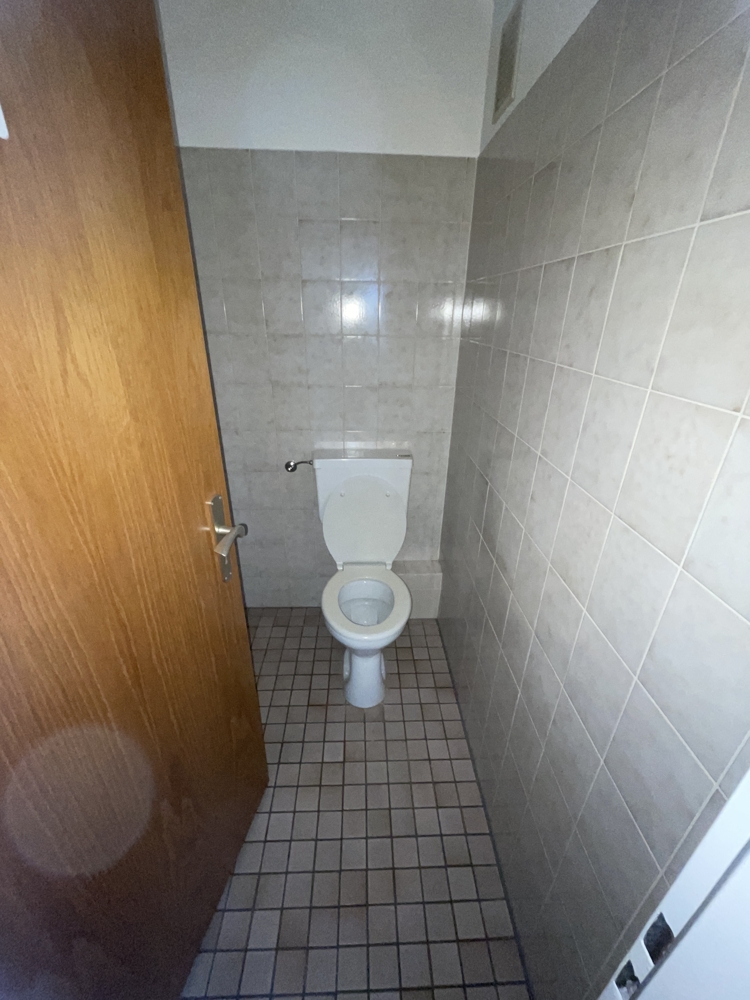 WC 3 B�rofl�che Moers