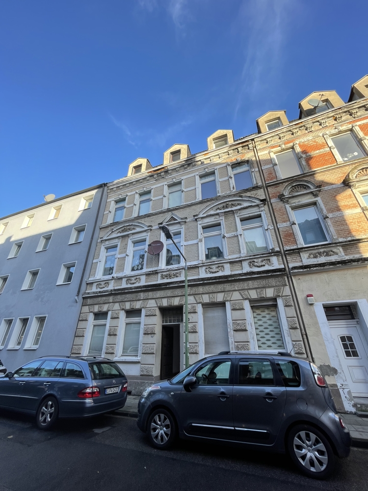 Hausansicht Essen Etagenwohnung Single-/Studenten-Apartment sucht Nachmieter! Zentral n�he Essener Innenstadt + Uni!