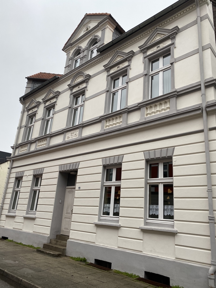 Hausansicht Etagenwohnung Bochum