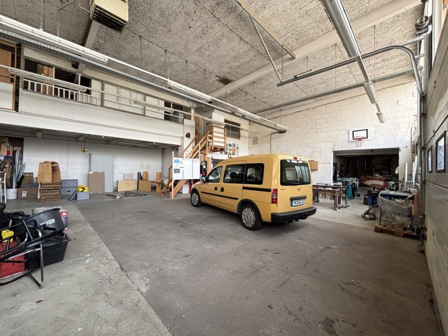 Haupt-Hallenfl�che I Halle Moers