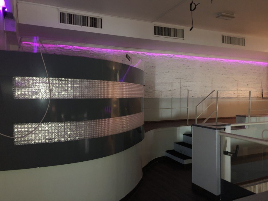 DJ-Pult Ladenlokal Moers