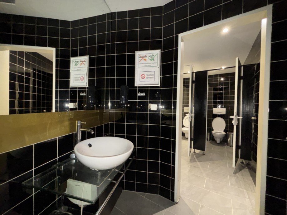 WC Ladenlokal Moers