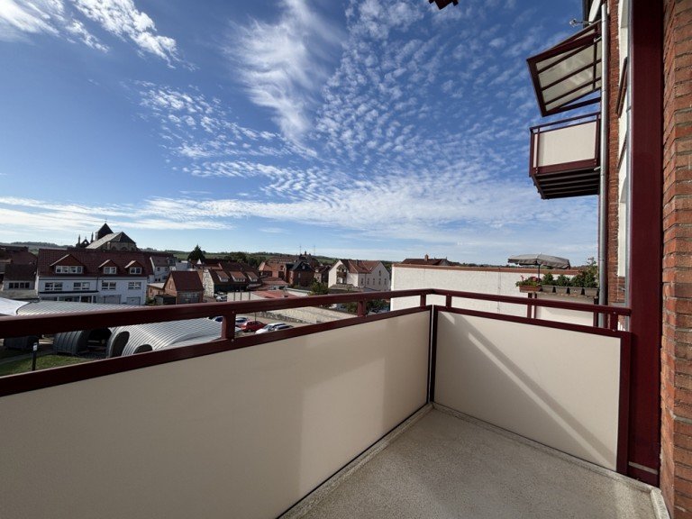 Charmante 2-Zimmer-Wohnung Dingelst�dt Etagenwohnung Zentrale Lage: Charmante 2-Zimmer-Wohnung mit sonnigem Balkon und Aufzug