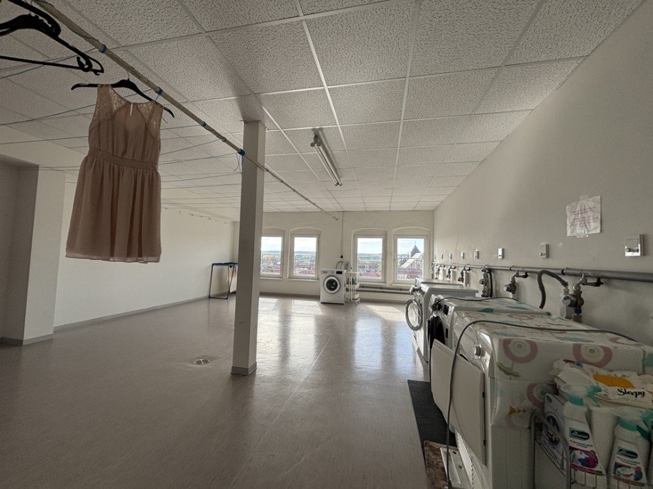 Wasch- und Trockenraum Etagenwohnung Dingelst�dt