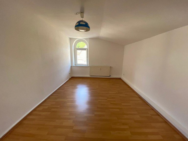 Wohnzimmer Essen Etagenwohnung Kupferdreh: Sch�ne 3-Zimmer-Wohnung mit Charme N�he Deilbachtal zu vermieten!