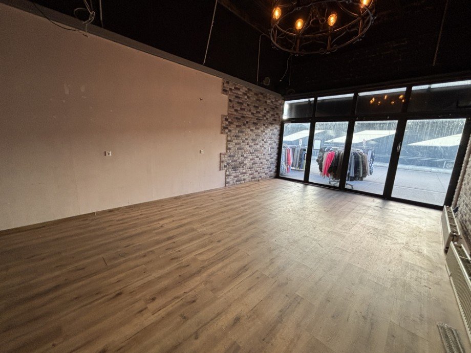 IMG_0117 Einzelhandelsladen Duisburg