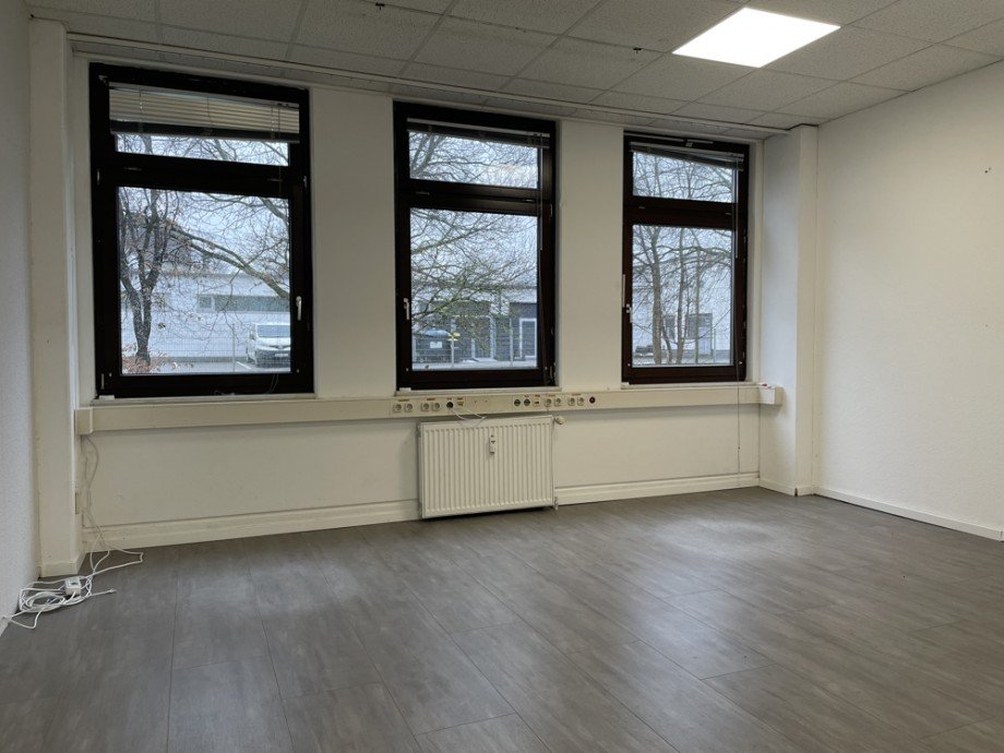 B�ro Halle / Lager / Produktion Moers