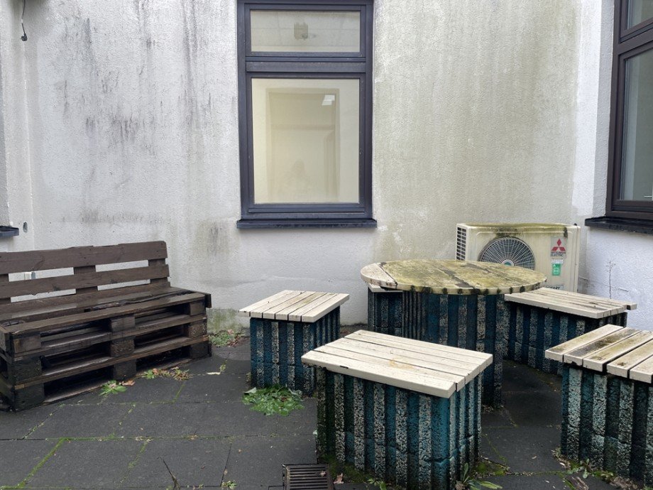 Terrasse Halle / Lager / Produktion Moers