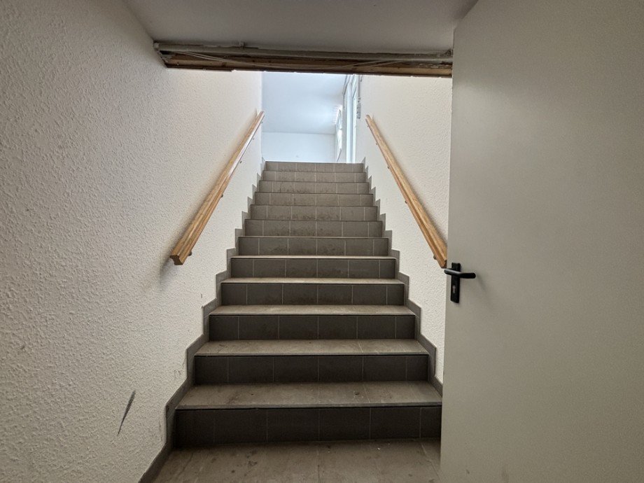 Treppenabgang Einzelhandelsladen Moers