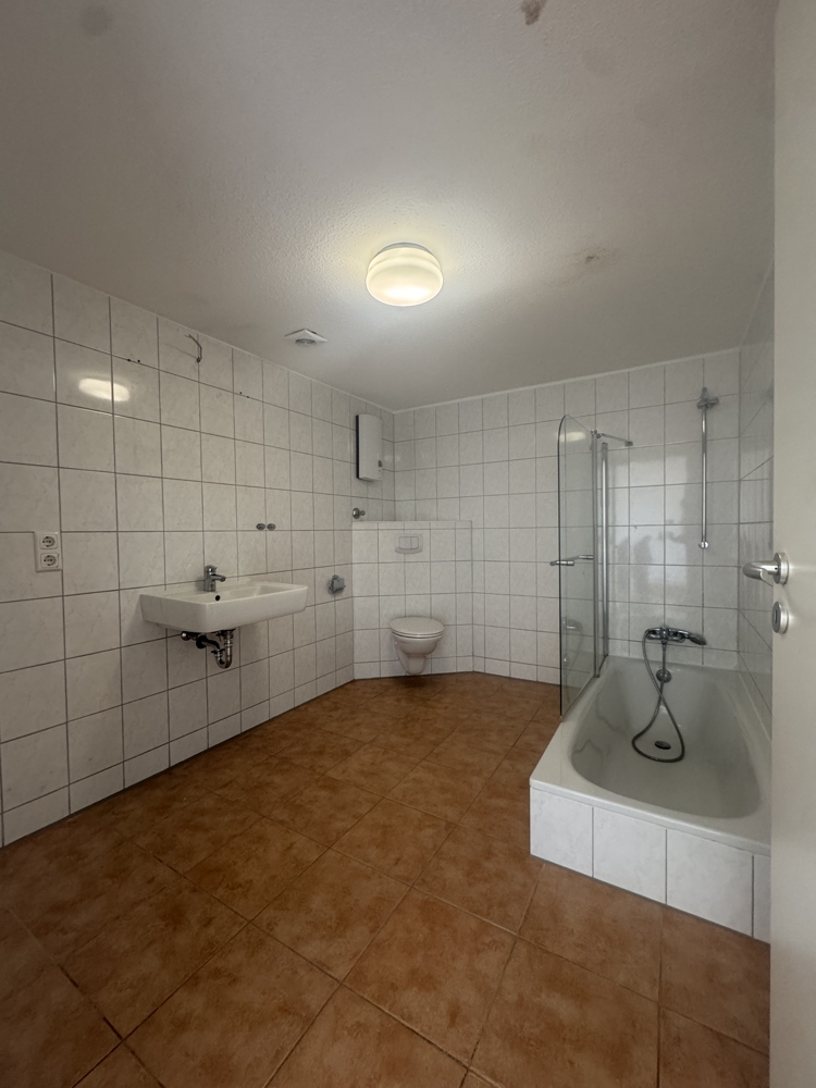 Badezimmer Dachgeschosswohnung Moers