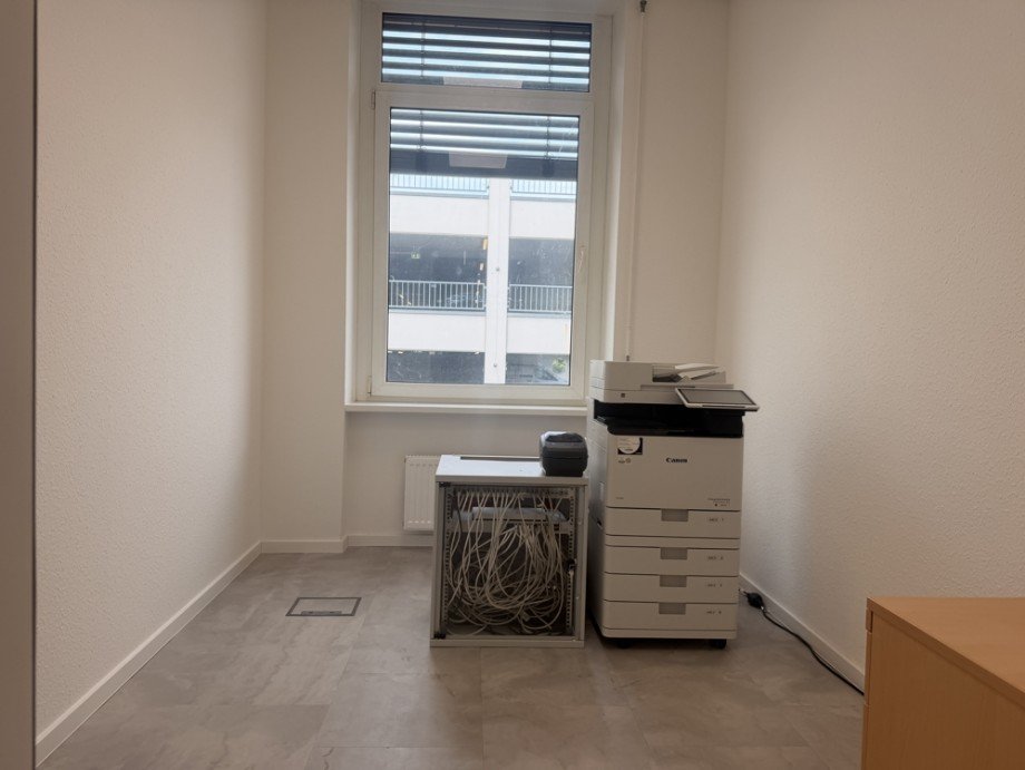 Server/Druckerraum B�rohaus D�sseldorf / Bilkrath